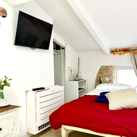 Dimora Di Charme Rooms & Apartments เปสเคียรา เดล การ์ดา ภายนอก รูปภาพ