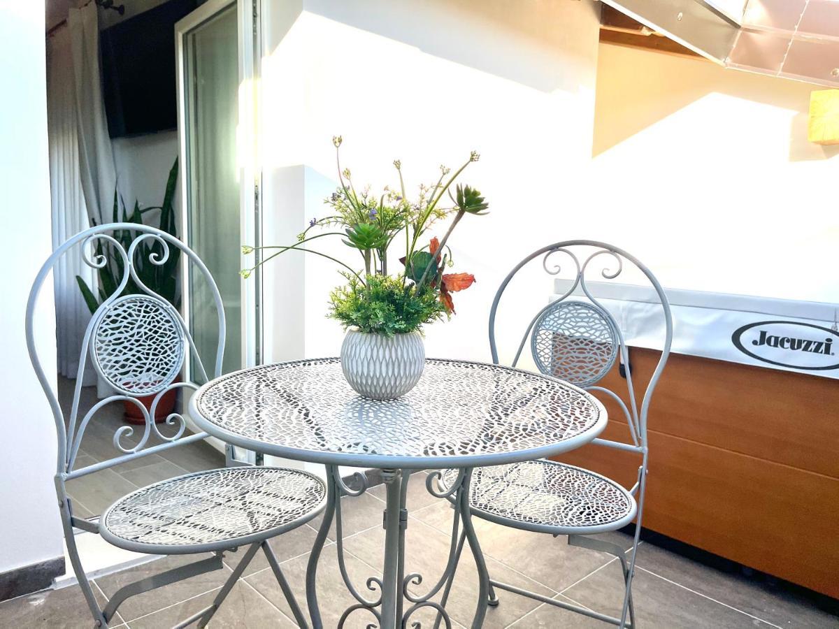 Dimora Di Charme Rooms & Apartments เปสเคียรา เดล การ์ดา ภายนอก รูปภาพ