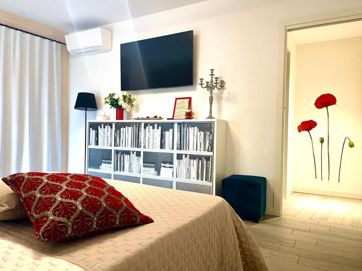 Dimora Di Charme Rooms & Apartments เปสเคียรา เดล การ์ดา ภายนอก รูปภาพ