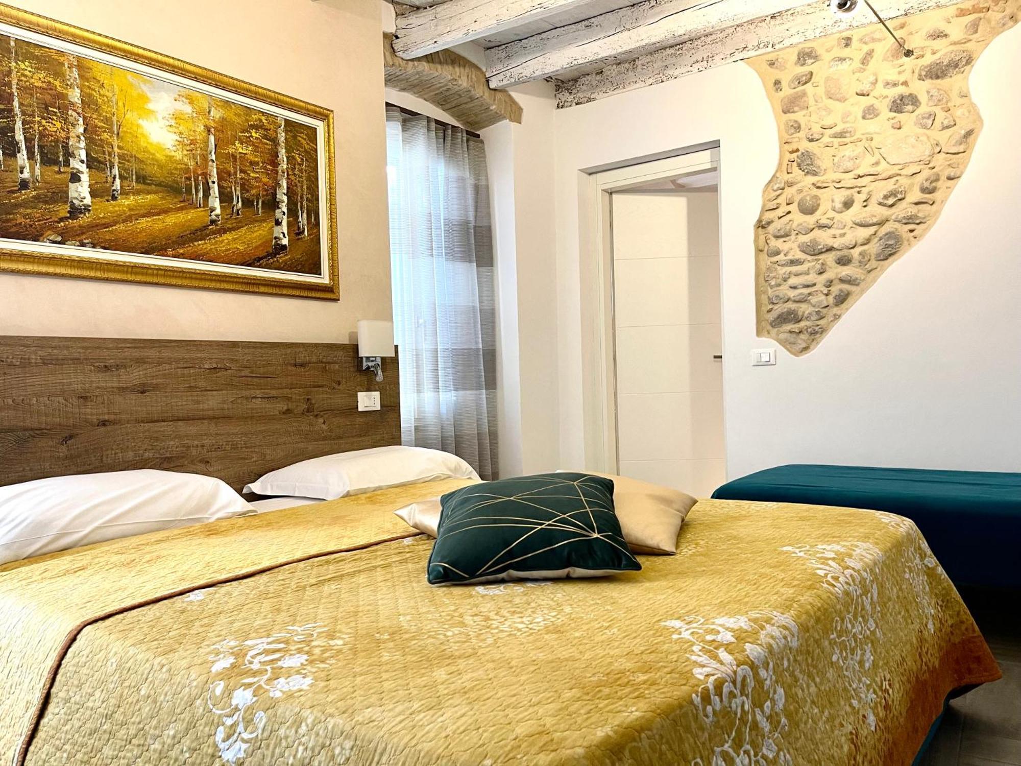 Dimora Di Charme Rooms & Apartments เปสเคียรา เดล การ์ดา ภายนอก รูปภาพ