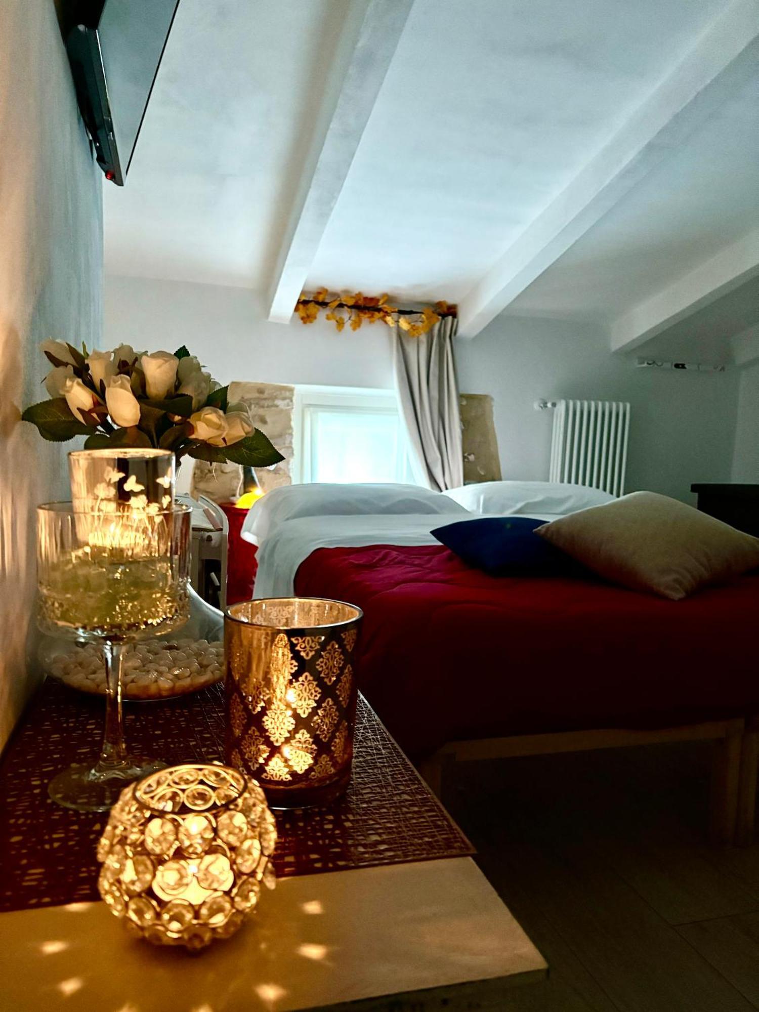 Dimora Di Charme Rooms & Apartments เปสเคียรา เดล การ์ดา ภายนอก รูปภาพ