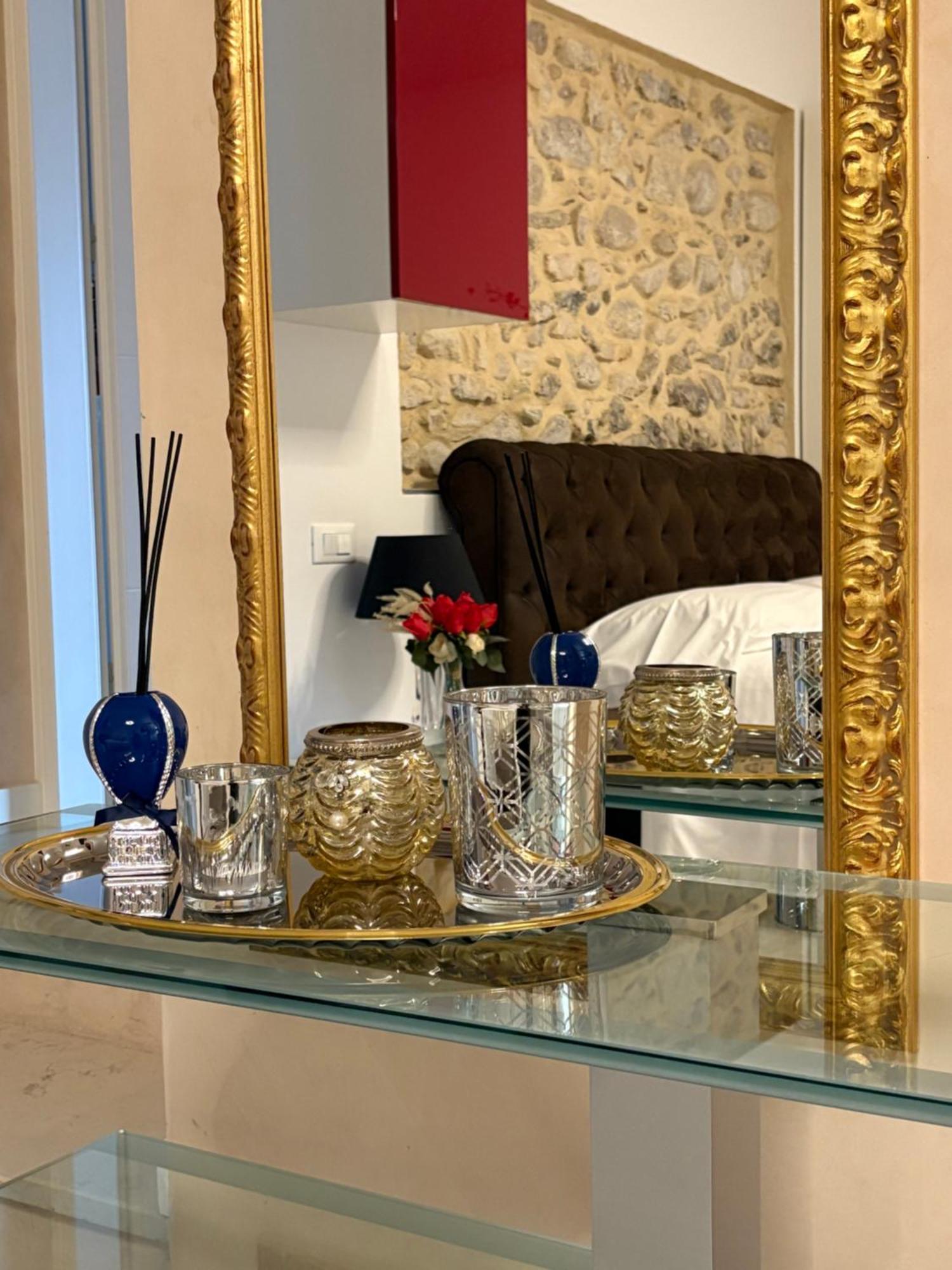 Dimora Di Charme Rooms & Apartments เปสเคียรา เดล การ์ดา ภายนอก รูปภาพ
